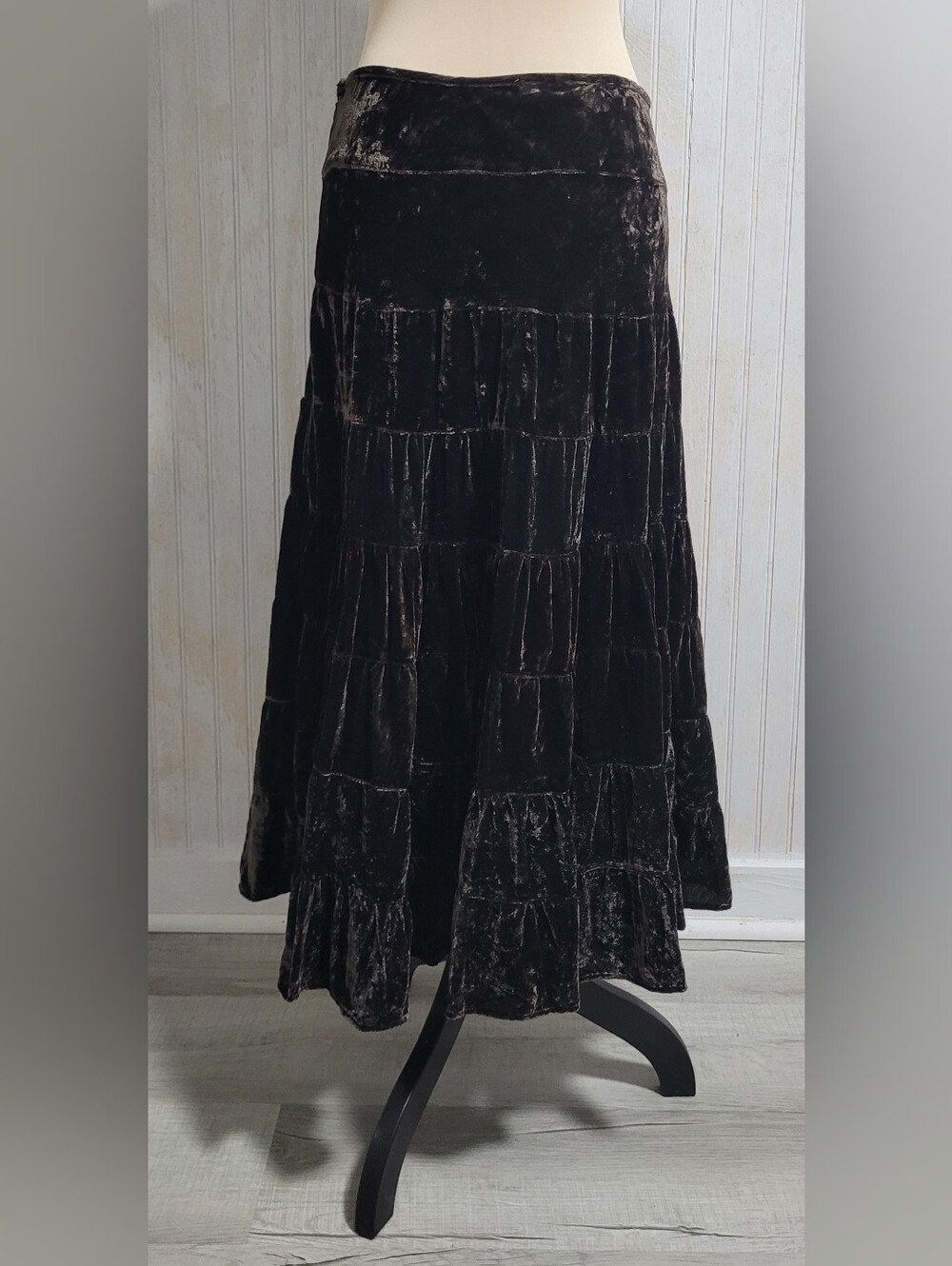 ​Vintage 90s BAGGAGE Dark Espresso Brown Tiered Velvet Maxi Skirt Size Large - Picture 3 of 9